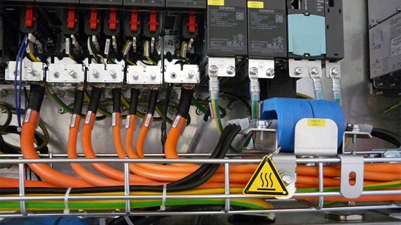 chainflex cables in the control cabinet